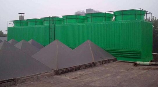 玻璃鋼冷卻塔施工現(xiàn)場